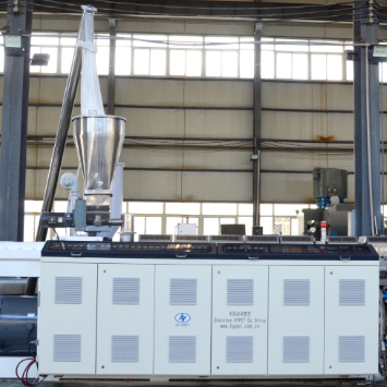 Buy Shenzhen HYPET Big size with high output Conic Twin Screw Extruder ZS80/173 95/188 110/220 online manufacture