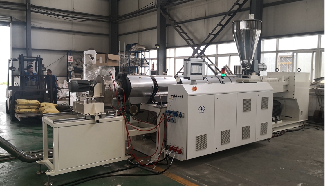 Parrallel Twin Screw Extruder With Intergral Reducer Counter Rotating Pvc Pipe Granules Making Machine HYPS67/27
