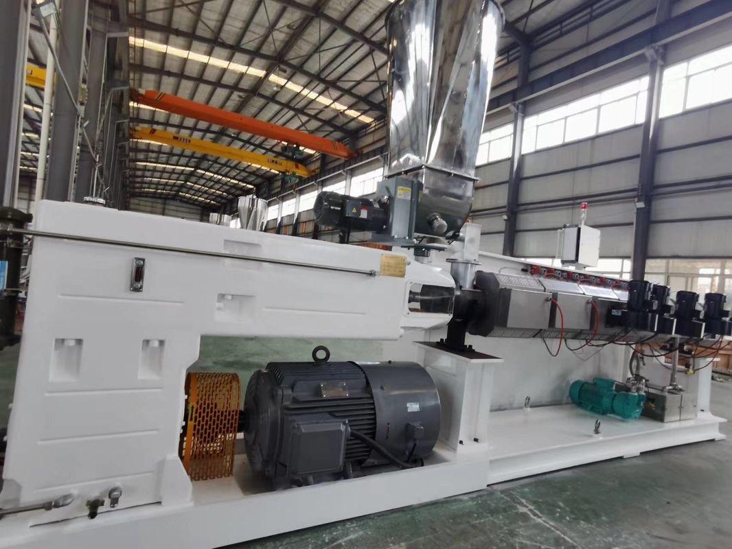Made In China Hotsale UPVC CPVC OPVC PVC Parallel Twin Screw Extruder HYPS92/28 With High Output Capacity And Less Power