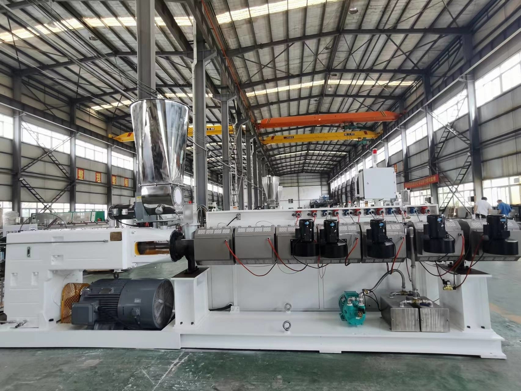 Good quality PVC transparent soft hard PVC pellets guranule parallel twin double screw extruders HYPS93/38 at good Price