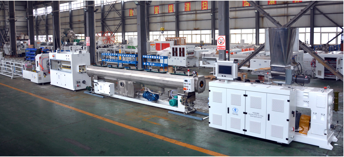High Efficient 40-250mm PVC Water Drainage Sewage Pipe Line With HYPS90/28 Parallel Twin Screw Extruder With Motor 55kw Output 500kg/h