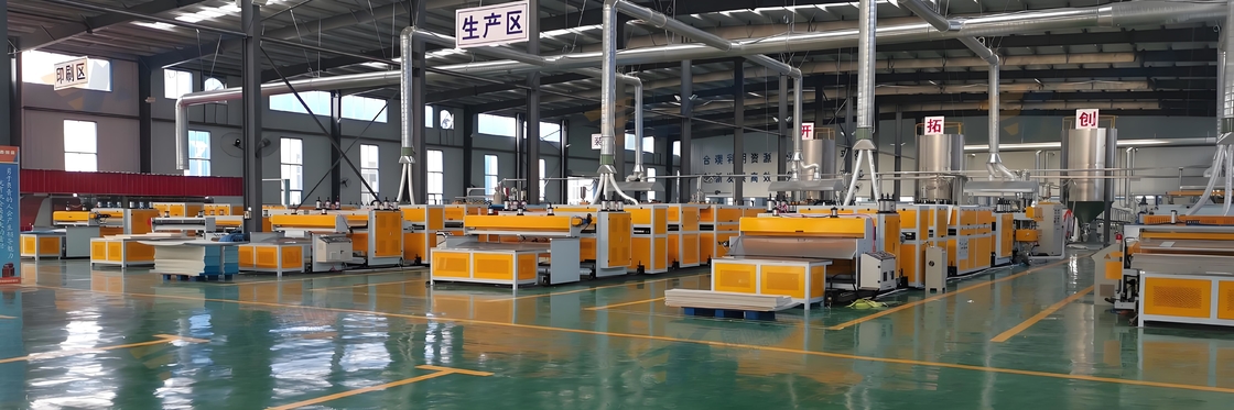 1400 / 1800mm PP Hollow Grid Board Machine PP Plastic Processing Hollow Board Extrusion Line