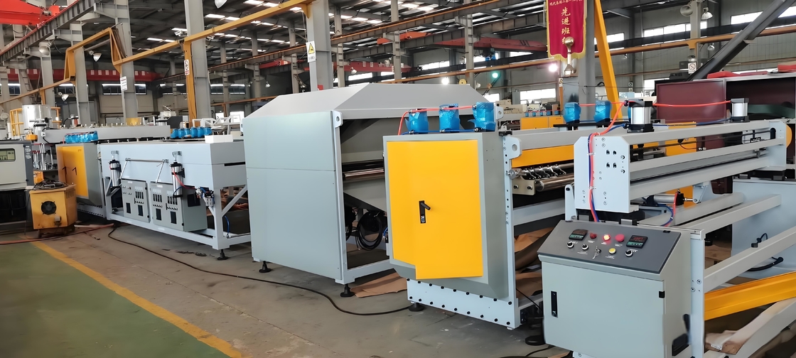 1400 / 1800mm PP Hollow Grid Board Machine PP Plastic Processing Hollow Board Extrusion Line