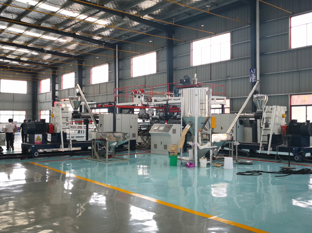 Self-adhesive PE Waterproof Sheet Membrane Production Line With Single-screw Design
