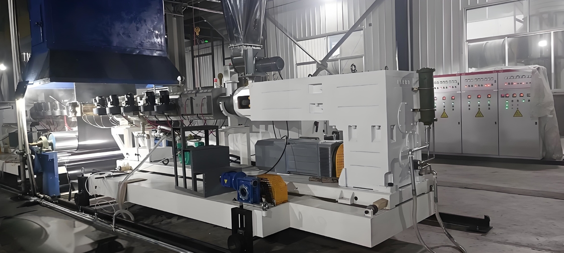 1400-2000mm PVC/PVG Coal Mine Conveyor Belt Production Line For Mining Industry Voltage 380V