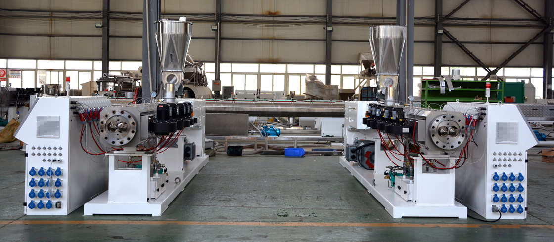 Shenzhen HYPET Conical Twin Screw Extruder , PVC Pipe Profile Sheet Full Production Machine
