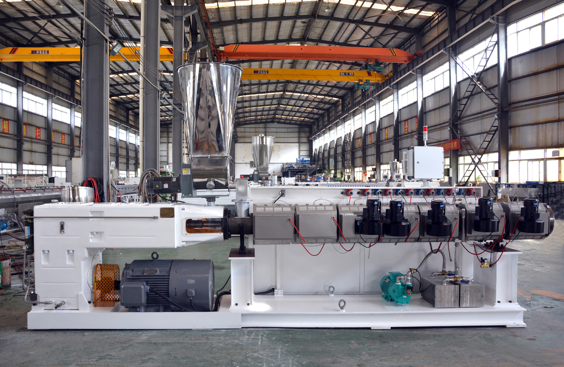 Shenzhen HYPET Conical Twin Screw Extruder , PVC Pipe Profile Sheet Full Production Machine