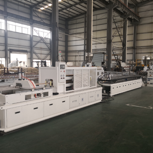 Shenzhen HYPET One Step PE WPC Decking Making Extrusion Machine Line , WPC Co Extrusion Production Line Manufacturer